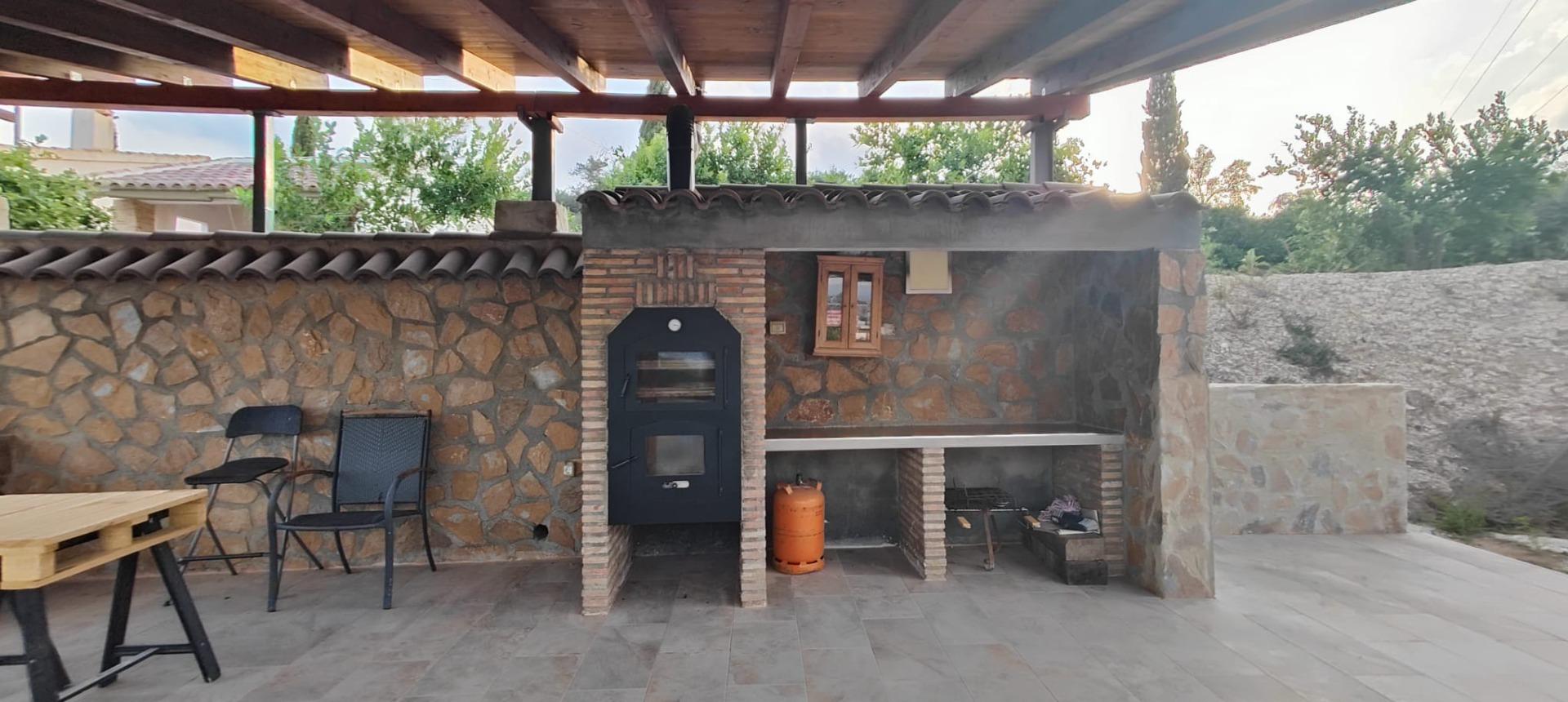 Chalet con piscina ( Mula)