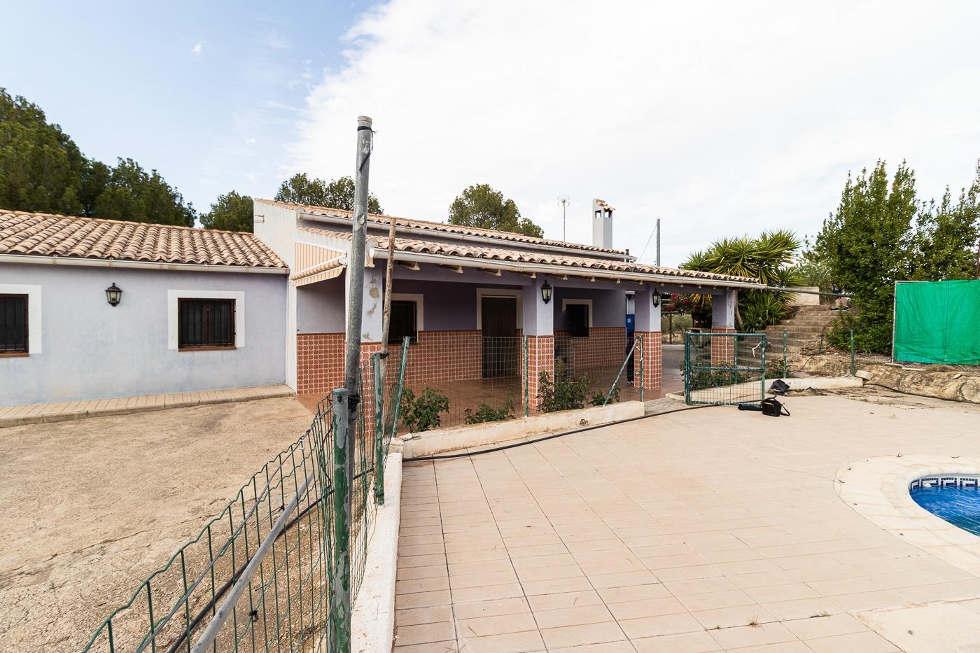 Casa de campo en la zona del Zorro ( Bullas )