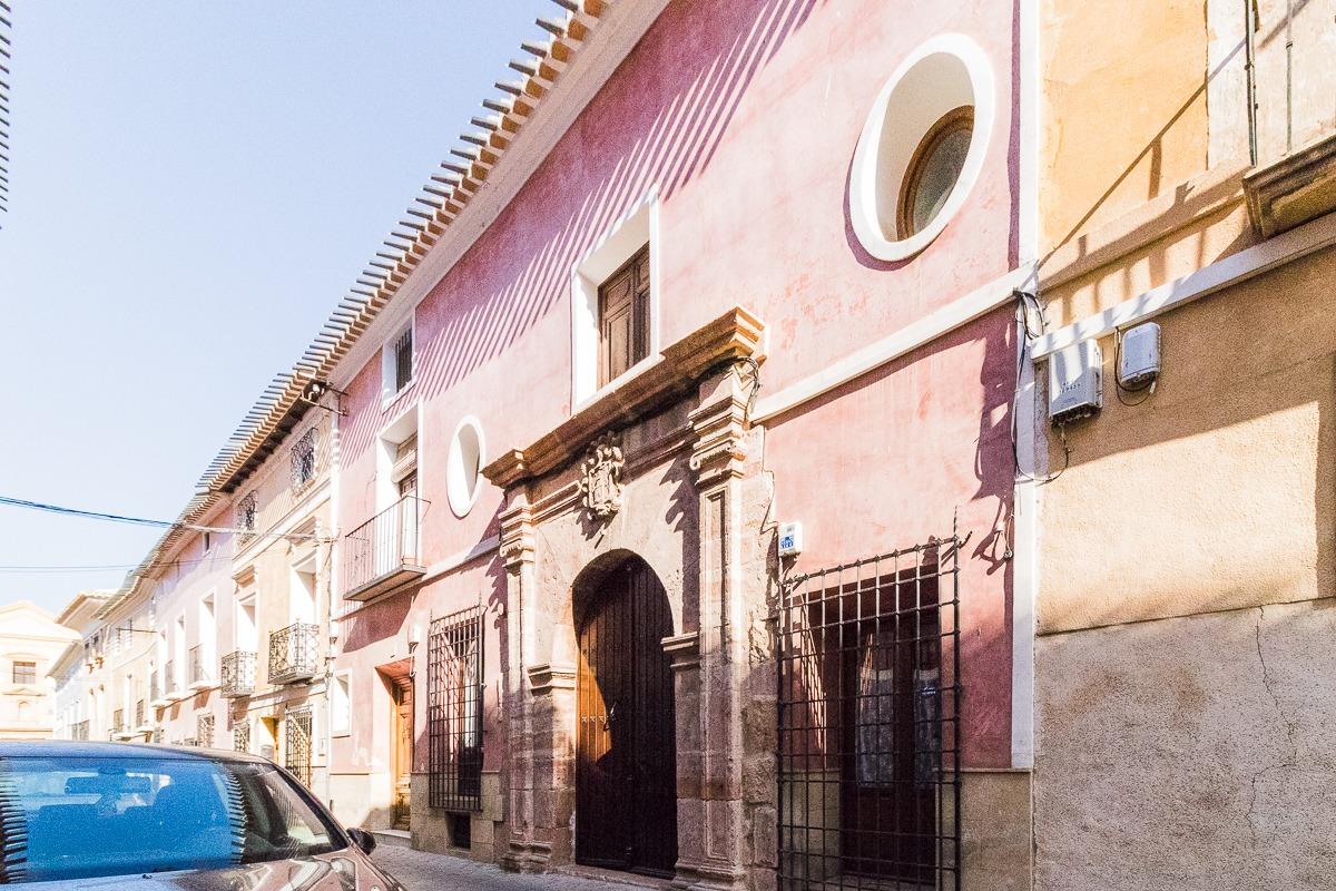 Casa del siglo XVII ( Mula )