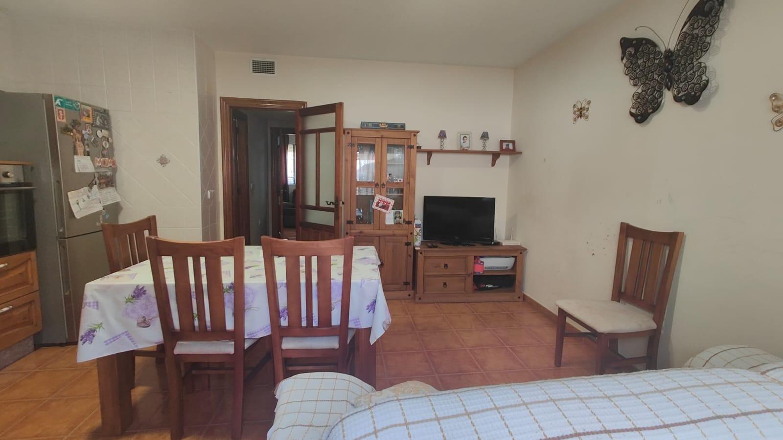 Duplex en barrio familiar Carratero ( Pliego )