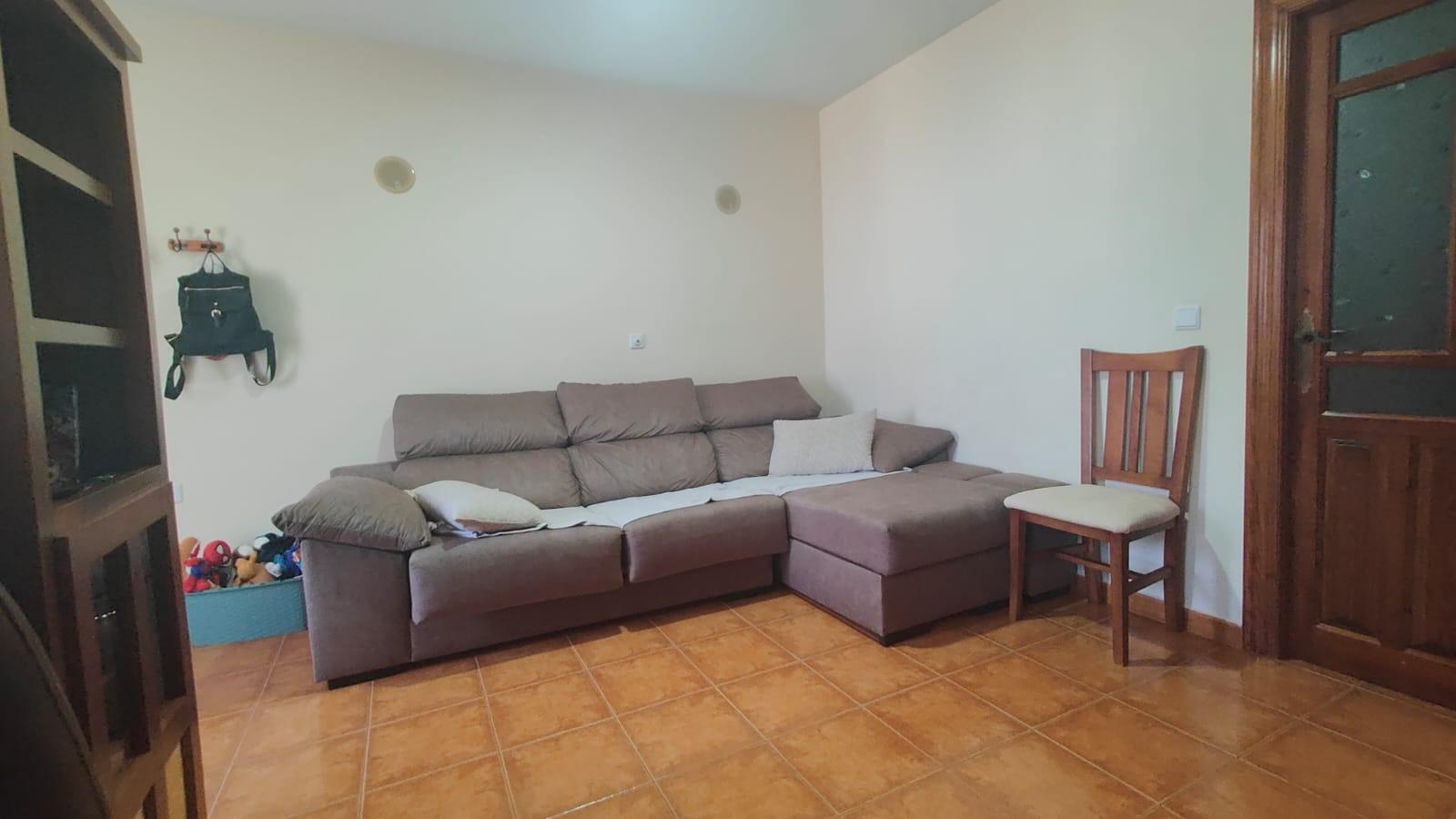 Duplex en barrio familiar Carratero ( Pliego )