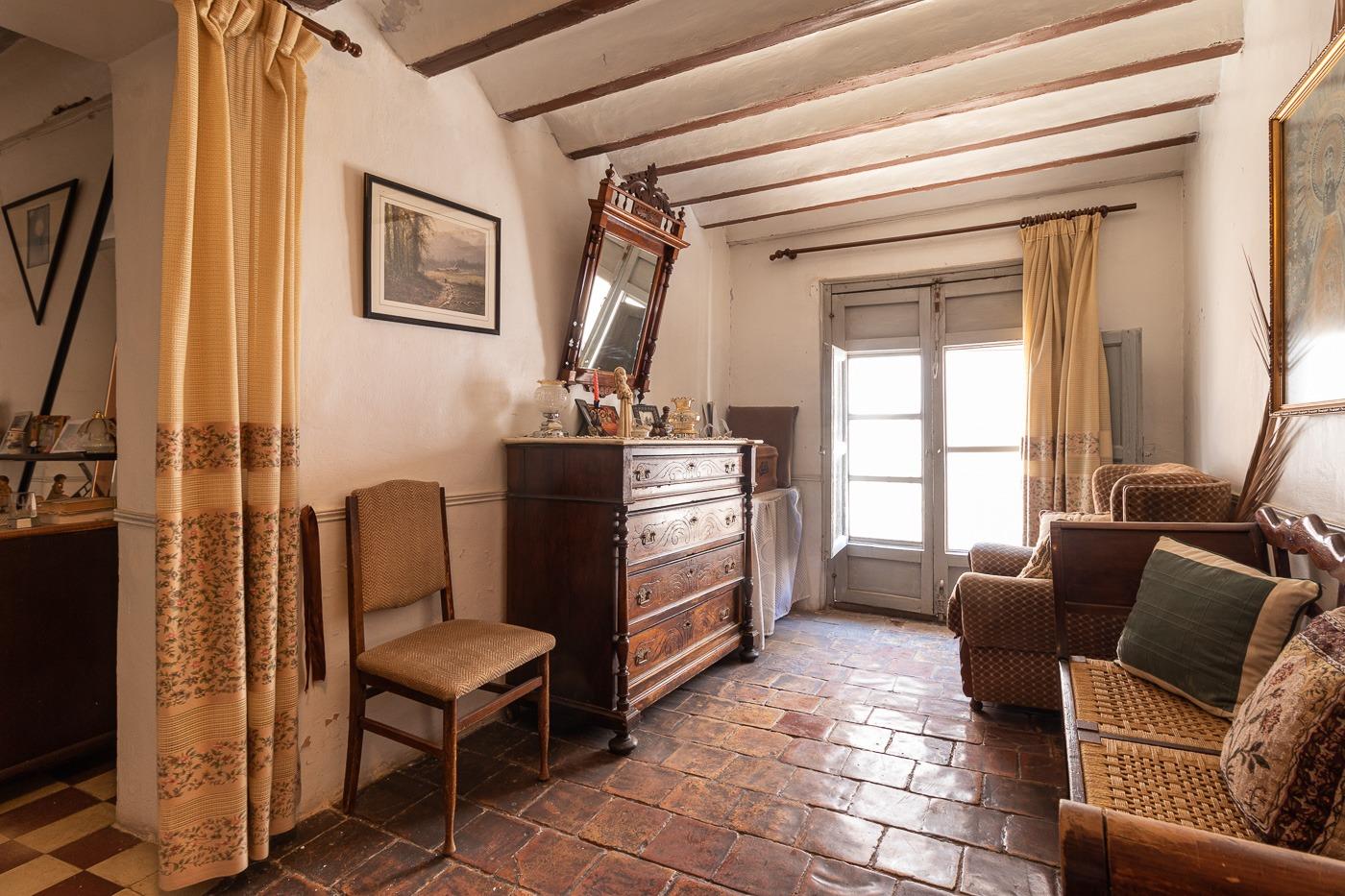 Casa en el casco histórico ( Pliego )