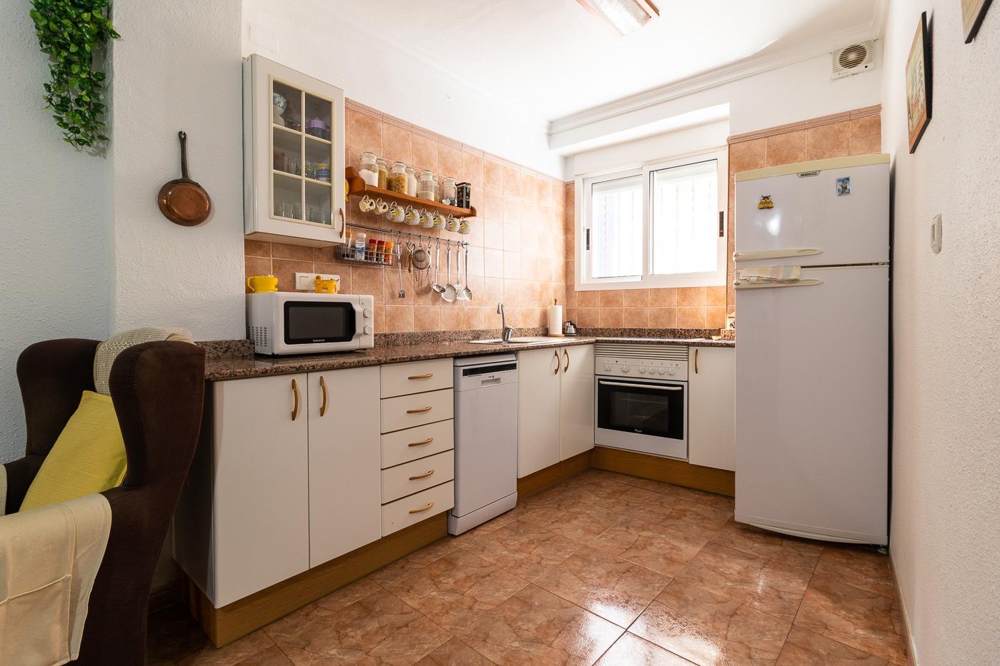 Casa en el casco urbano ( Pliego )