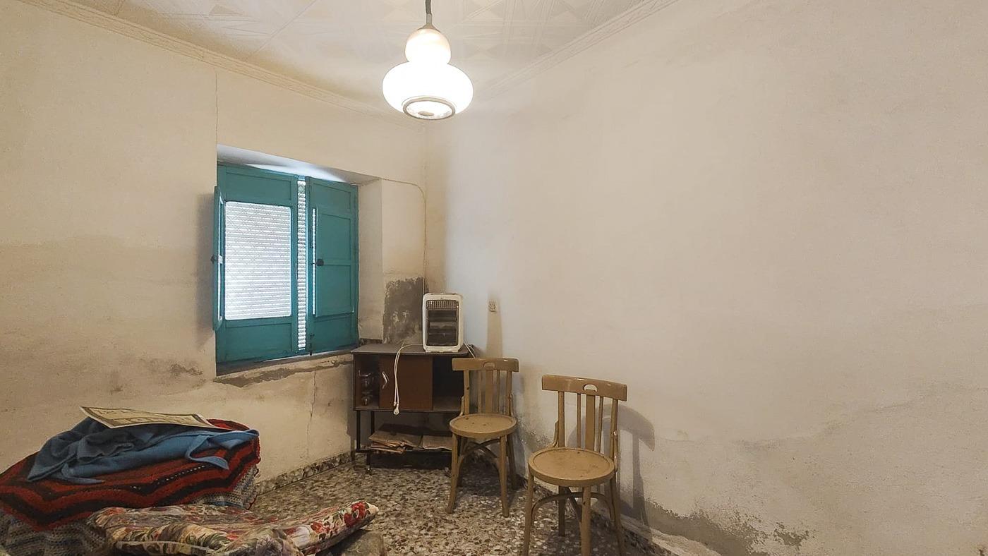 Casa antigua, para reformar ( Pliego )