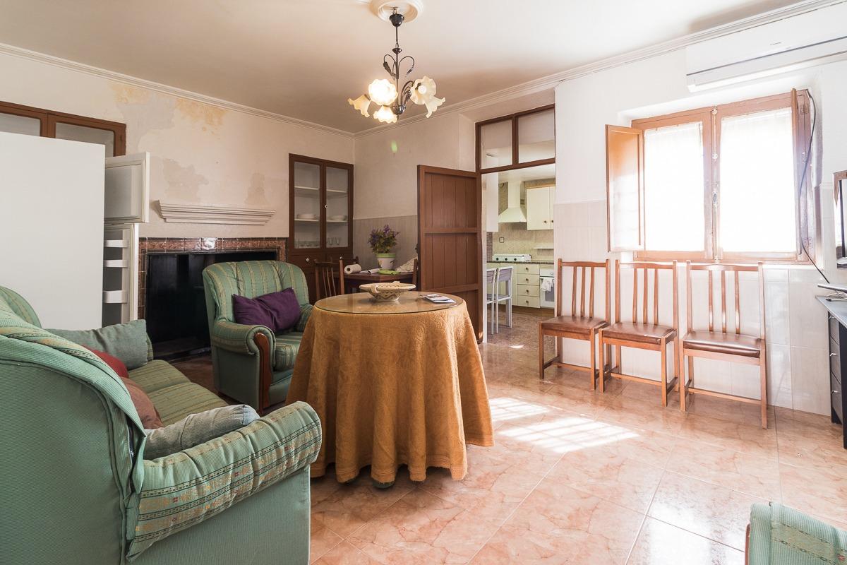 Casa en casco antiguo ( Pliego )