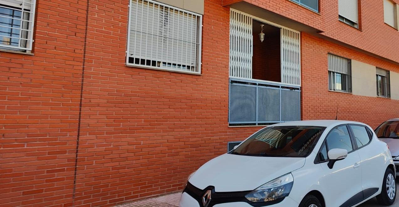 Piso ( Alhama )