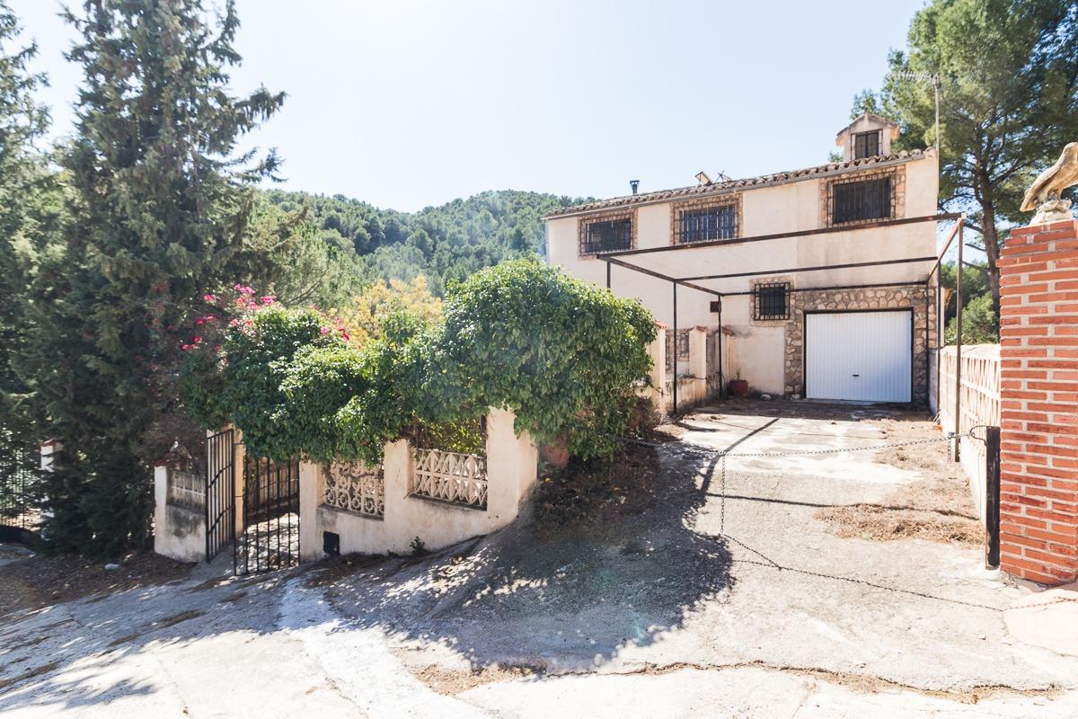 Chalet rehabilitado en finales del siglo XIX ( El Berro, Mula )
