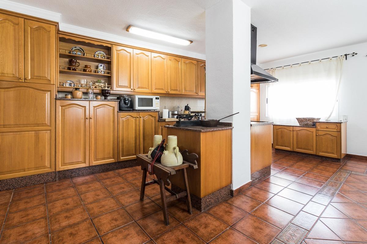 Chalet a las afueras ( Castalla, Alicante )