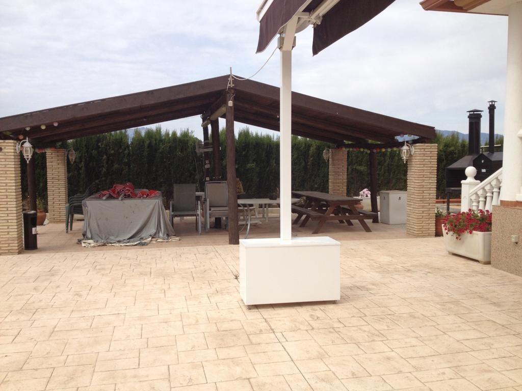 Chalet en Manzanete (Pliego)