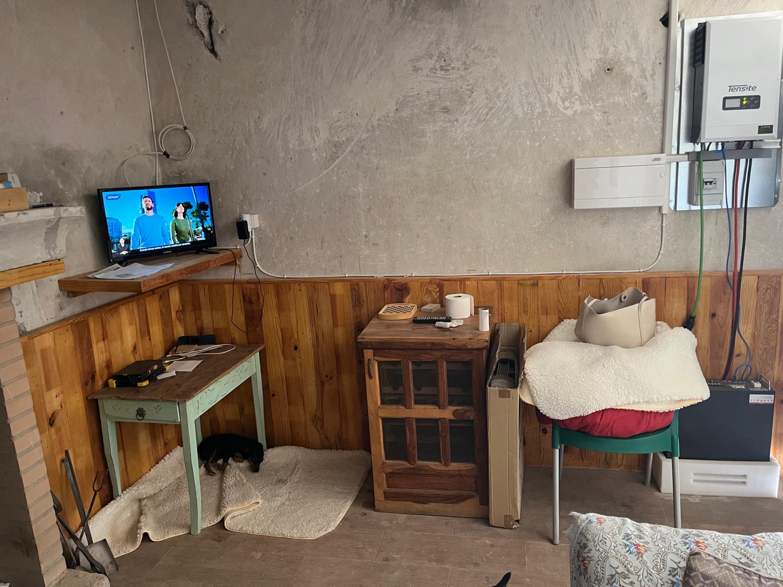 Casa Semireformada con gran Terreno (El Berro )