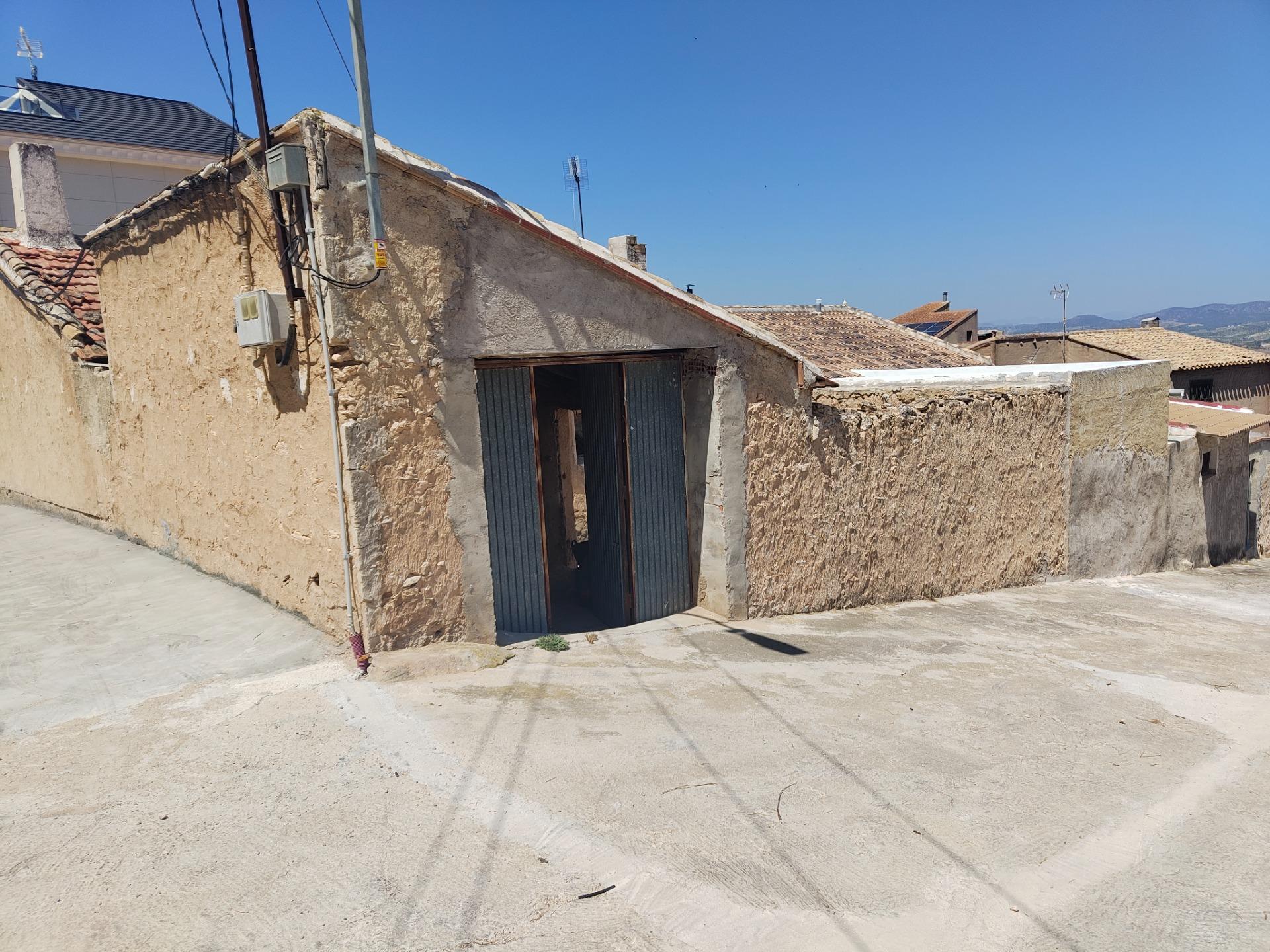 Casa para reformar en el casco histórico de Pliego