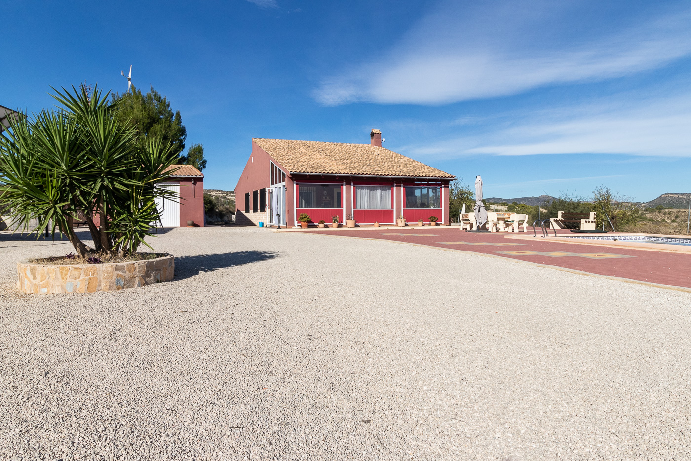 Chalet independiente con piscina y gran parcela en Las Perlas (Mula, Murcia)