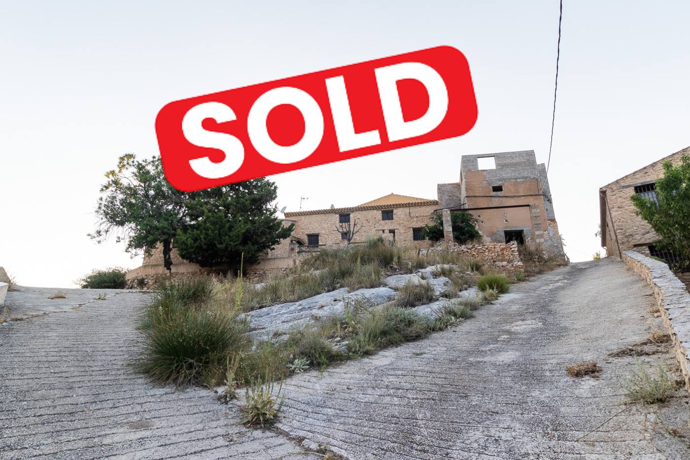 Casa de piedra en caserío Moratalla