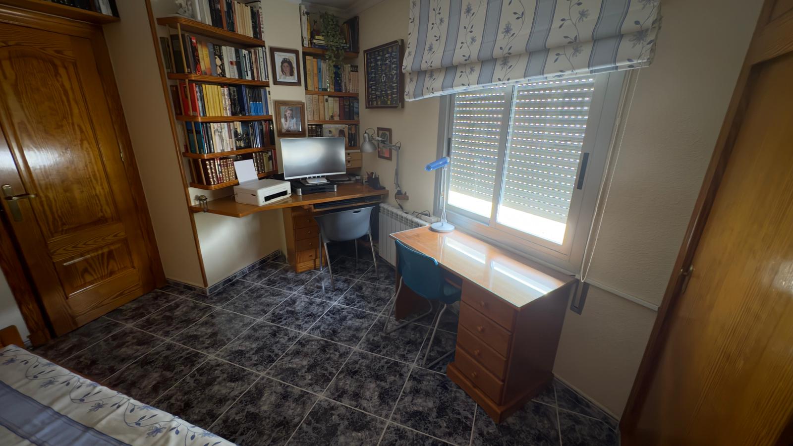 Piso de 110 m² con Garaje, Trastero y Calefacción Central en Pliego (Murcia)