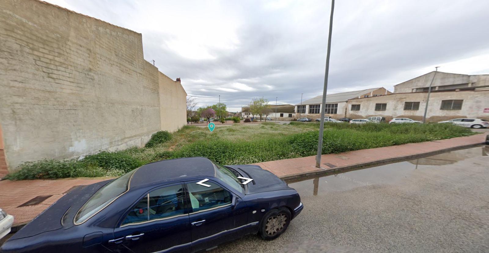 Solar Urbano de 257 m² en el Centro de Bullas (Murcia) – Fachada a Dos Calles