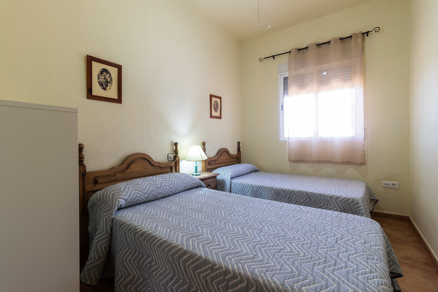 Chalet rústico con piscina y almendros en La Copa (Bullas, Murcia)