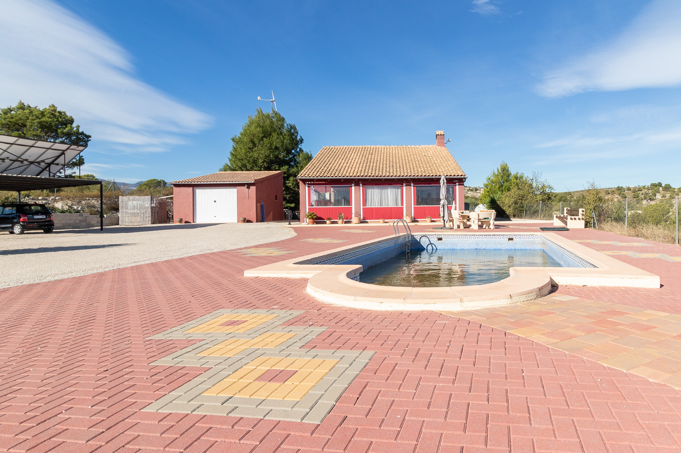 Chalet independiente con piscina y gran parcela en Las Perlas (Mula, Murcia)