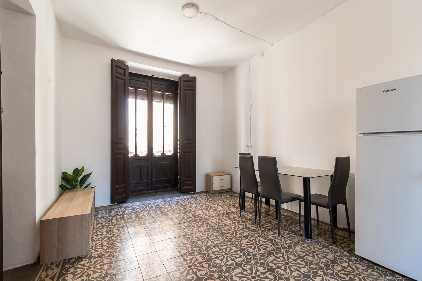 Casa con Encanto en el Casco Antiguo de Cehegín – 4 Apartamentos Listos para Alquiler