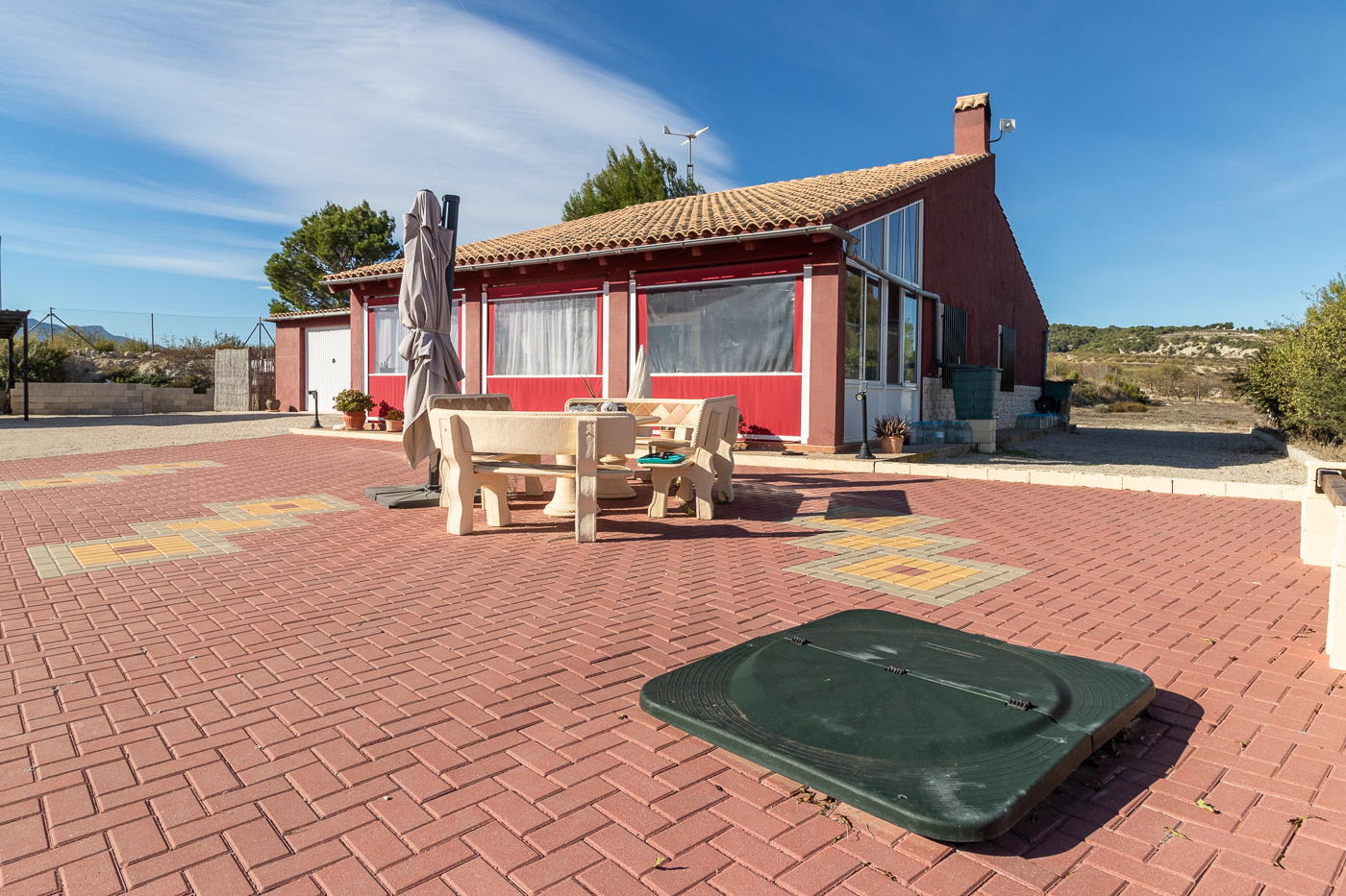 Chalet independiente con piscina y gran parcela en Las Perlas (Mula, Murcia)