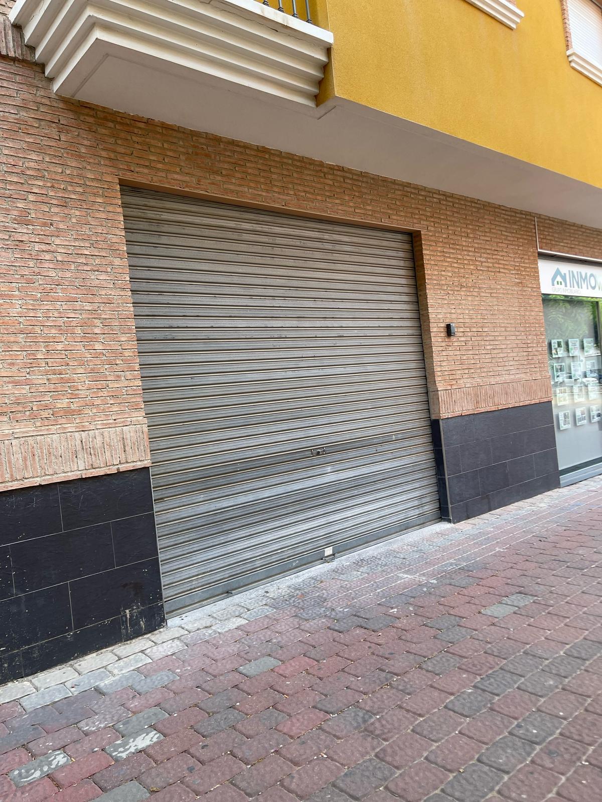 Bajo de 93 m² en Zona Céntrica de Mula – Ideal para Negocio, Almacén o Garaje