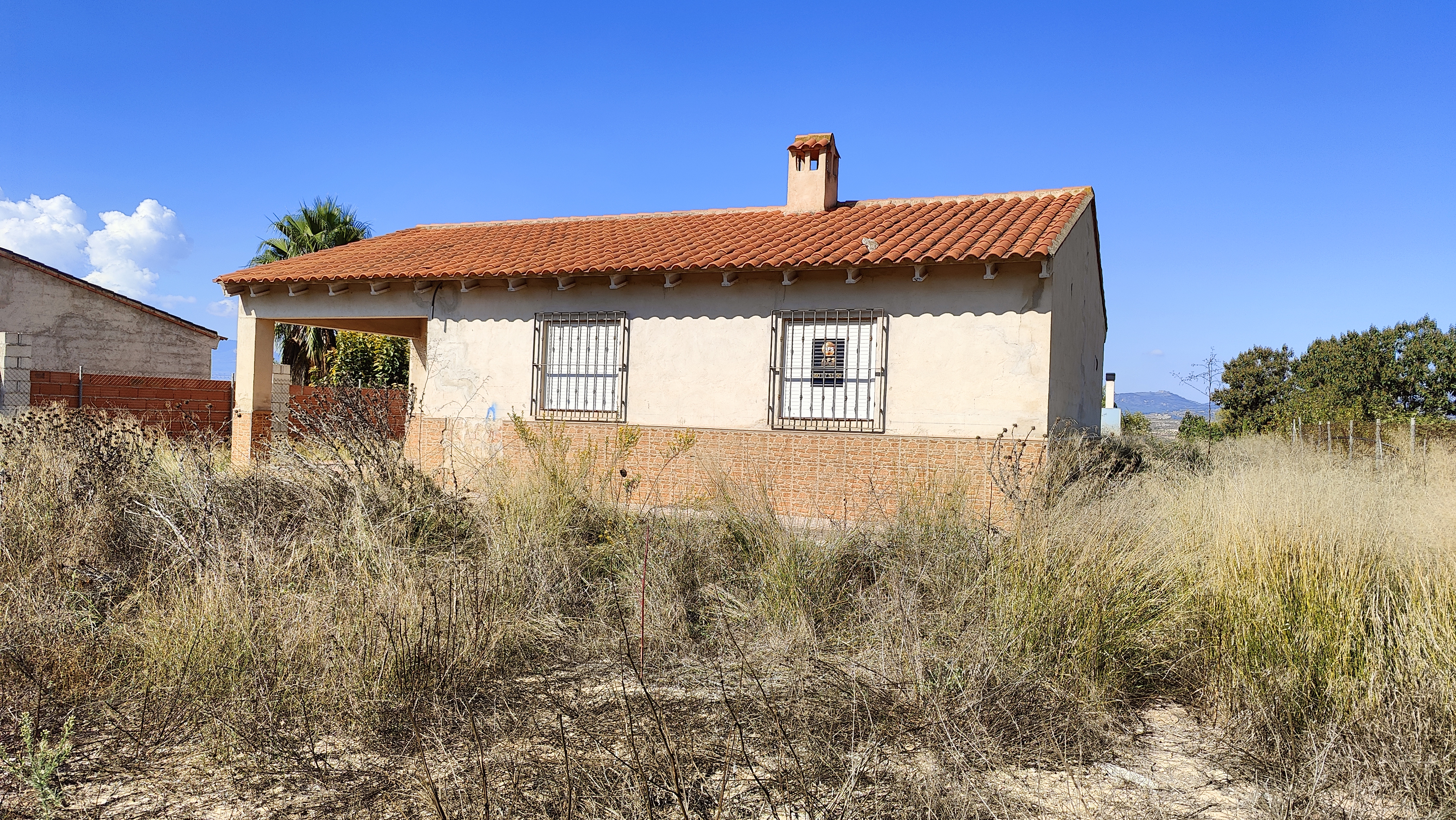 Chalet de 93 m² con Parcela de 1.156 m² en Las Atalayas, Pliego (Murcia) – Para Terminar