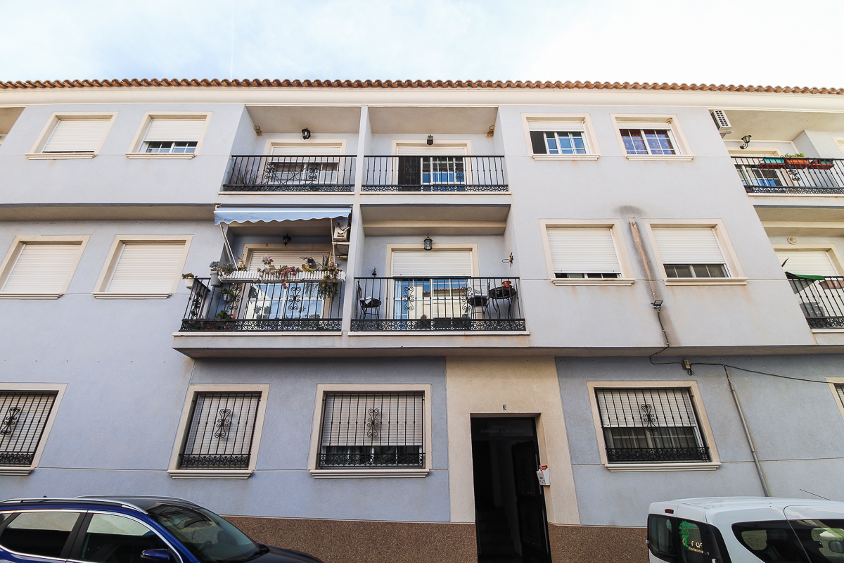 Piso de 103 m² en el Centro de Pliego con Garaje y Trastero