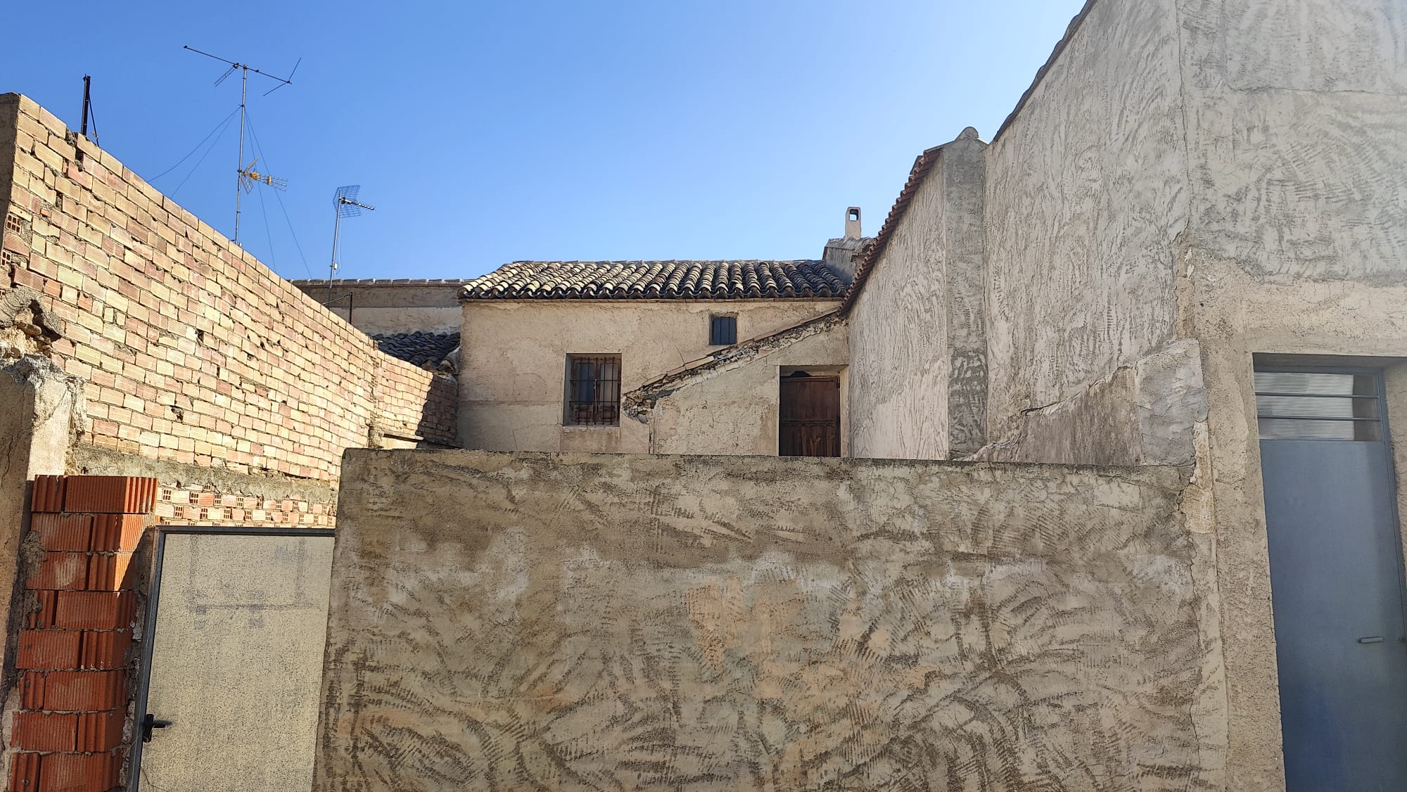 Casa de 114 m² con Patio para Reforma Integral en Pliego
