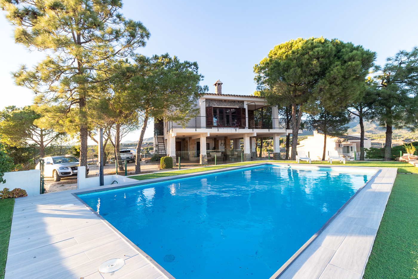 Chalet Independiente con Piscina y Vistas Panorámicas en Aledo (Murcia)