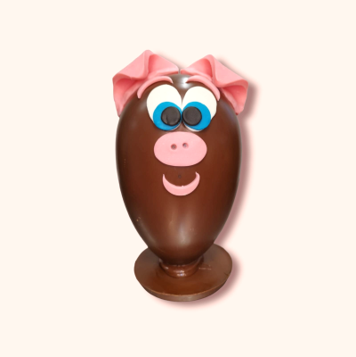 Uovo decorato in cioccolato plastico