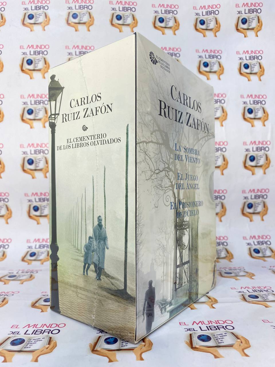 El Cementerio De Los Libros Olvidados - Carlos Ruiz Zafón