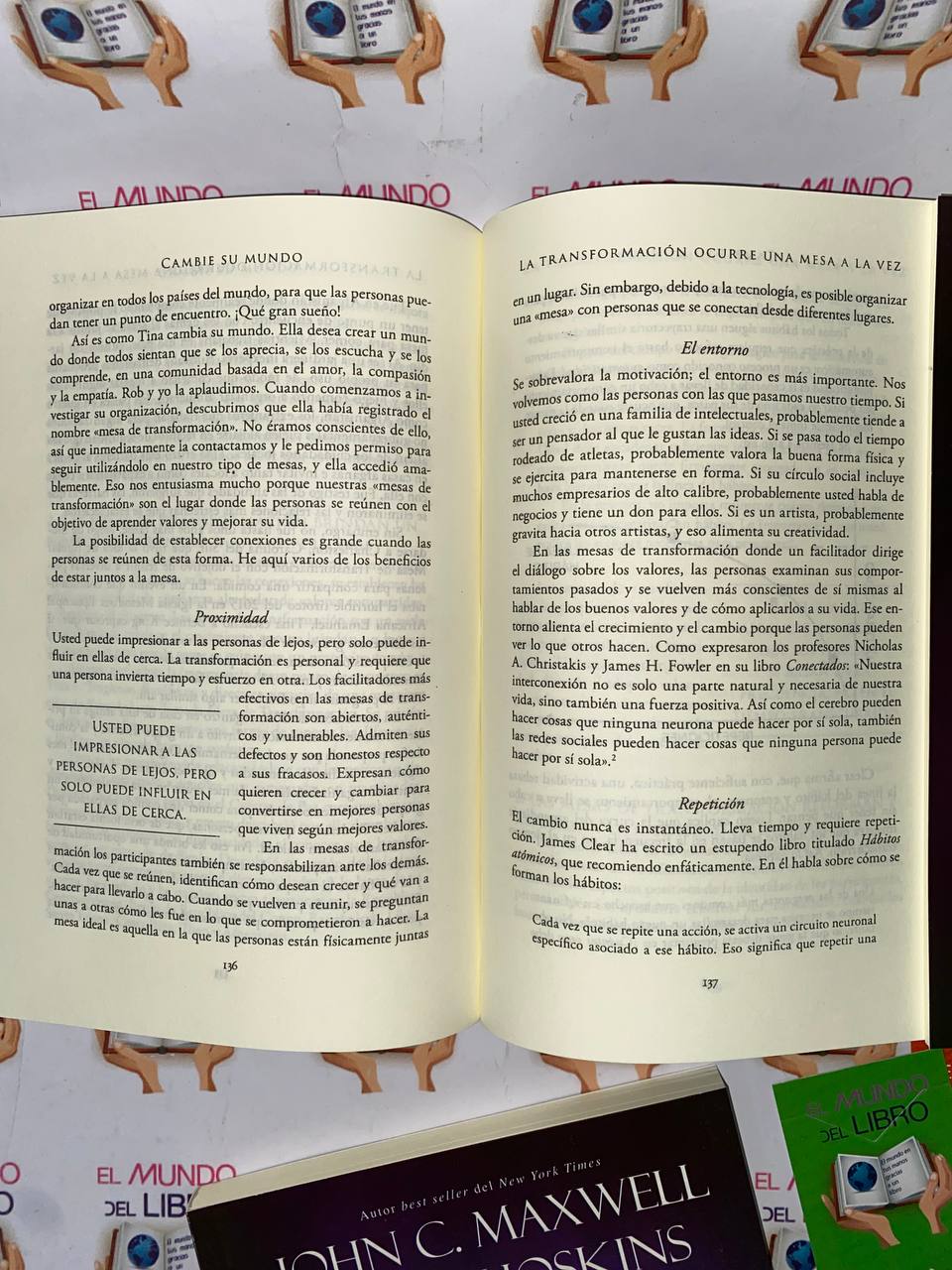 Cambie Su Mundo - John Maxwell y Rob Hoskins
