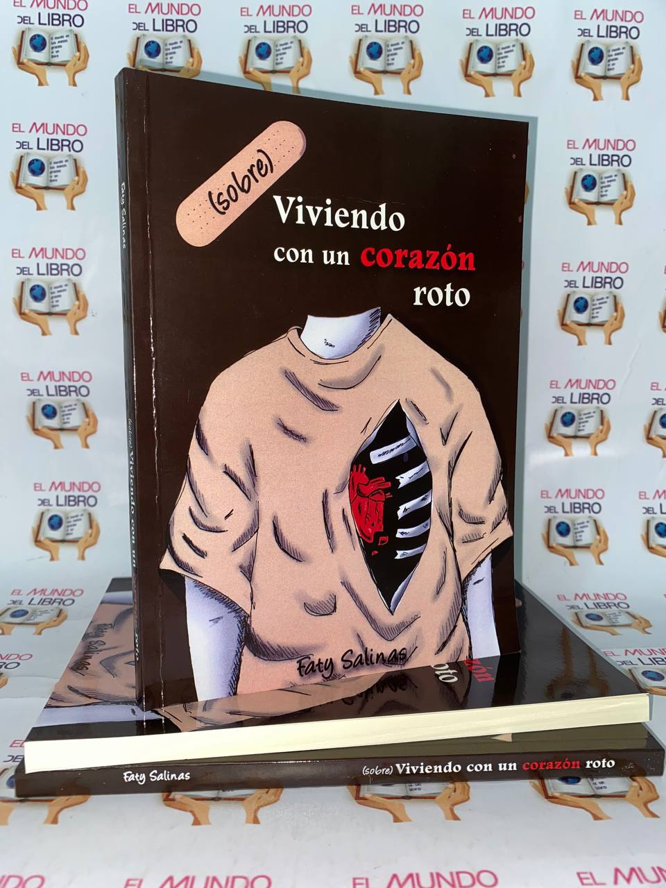 (Sobre)Viviendo con un Corazón Roto - Faty Salinas
