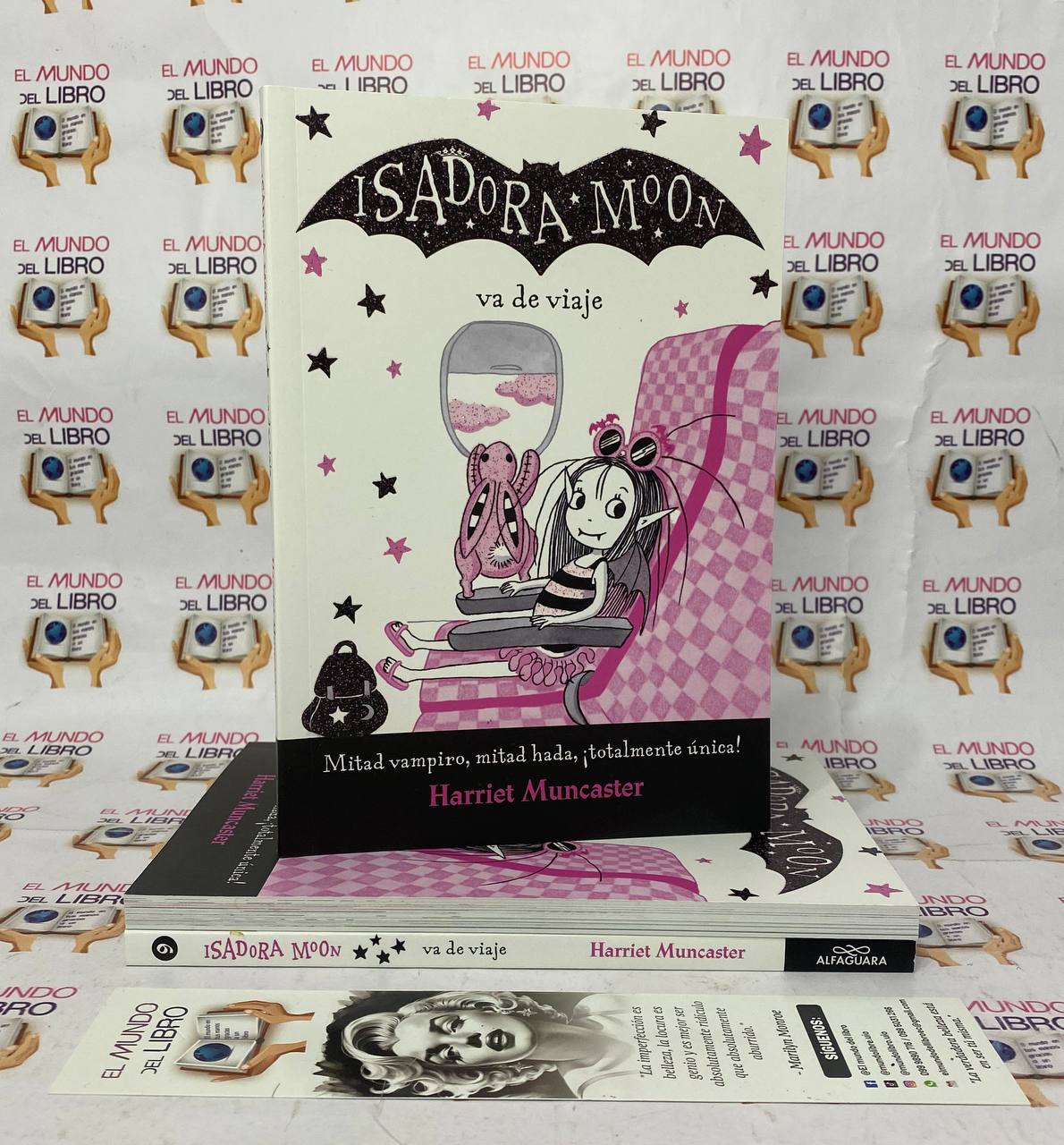 Isadora Moon Va De Viaje - Harriet Muncaster 