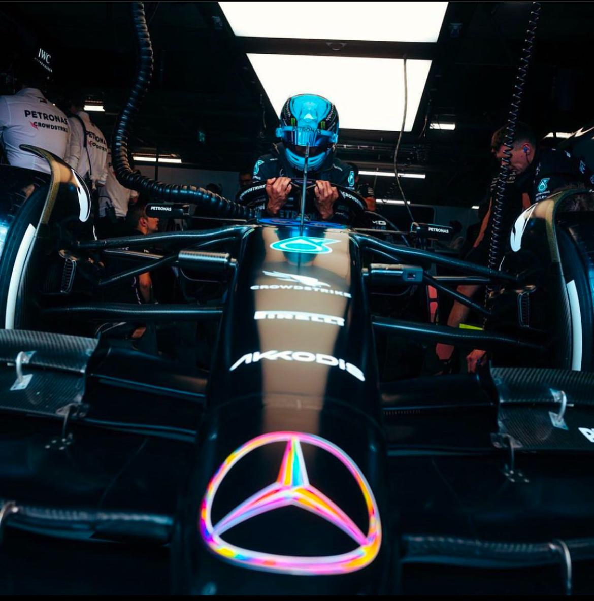 Georges Russell - Mercedes F1