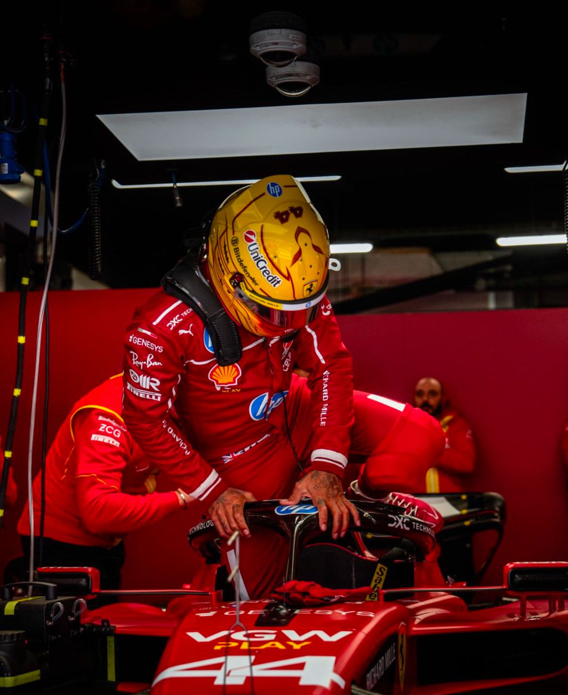 Lewis Hamilton Ferrari 