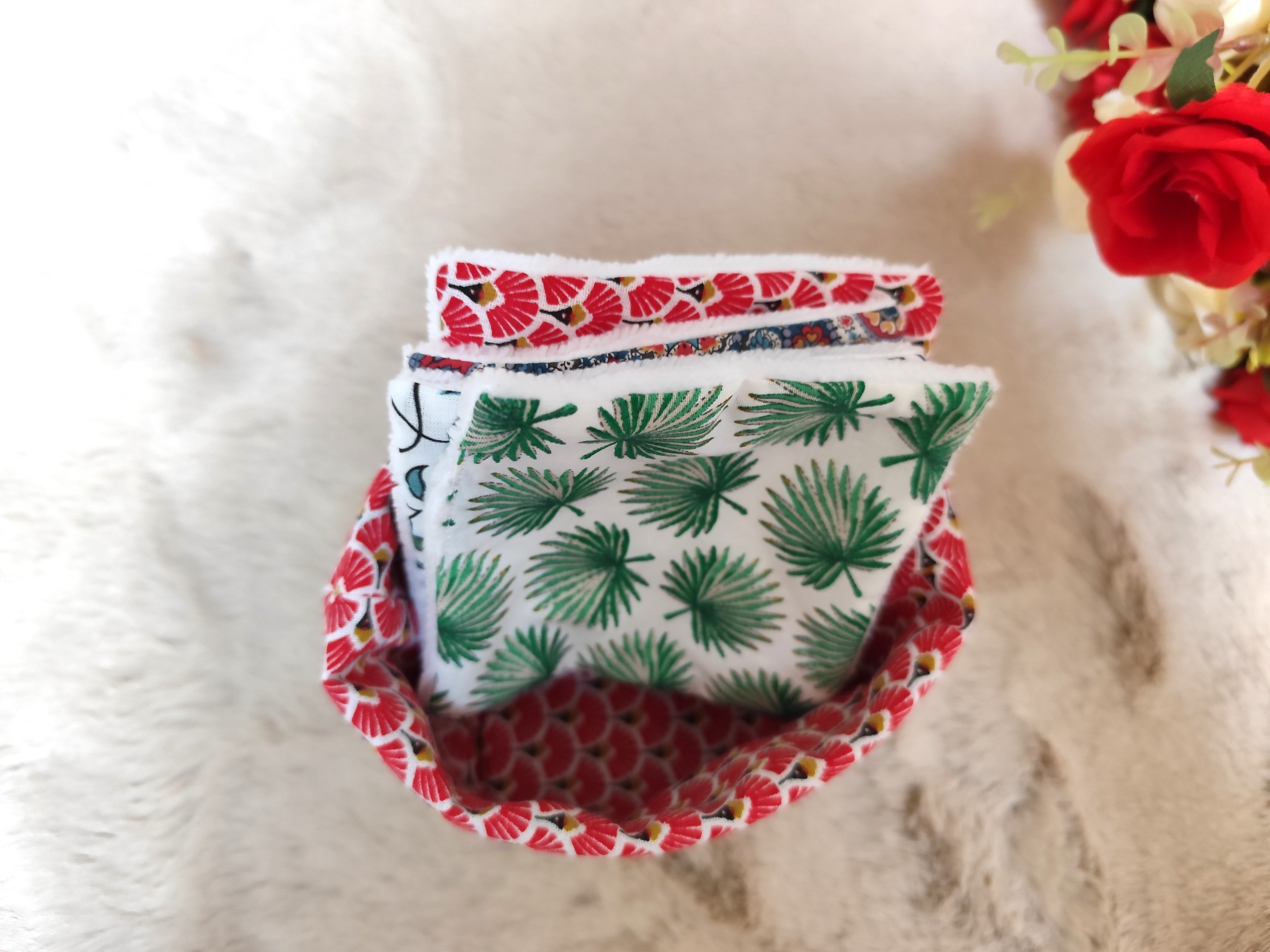 Panières à cotons démaquillants