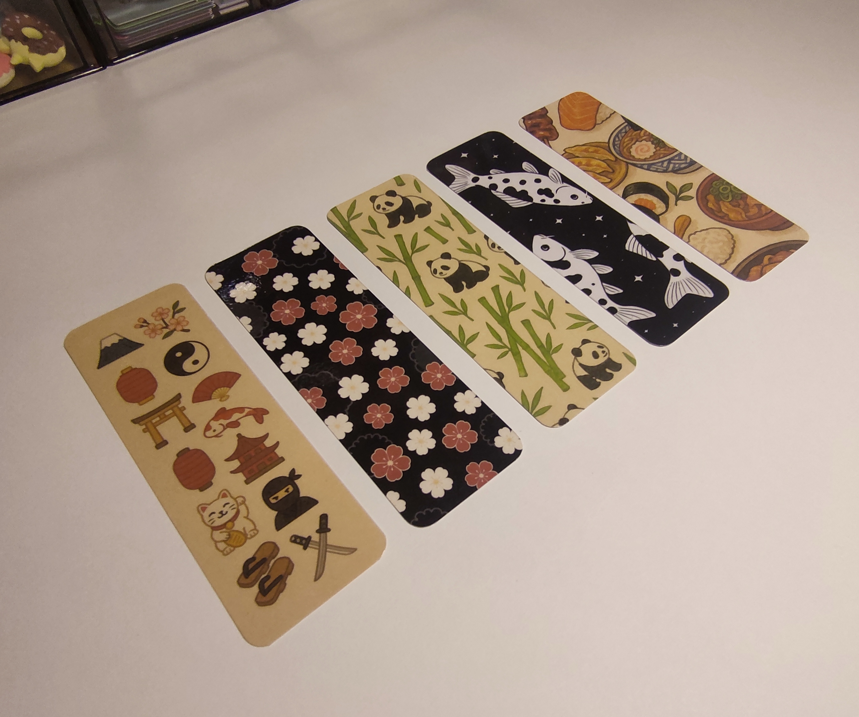 Conjunto de marcapáginas ilustrados
