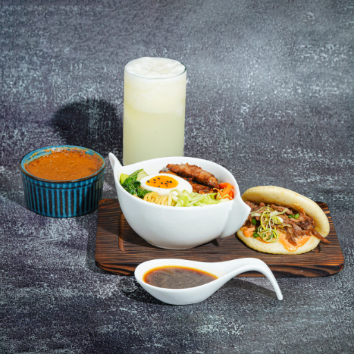 Japanese Ramen and Bao Set