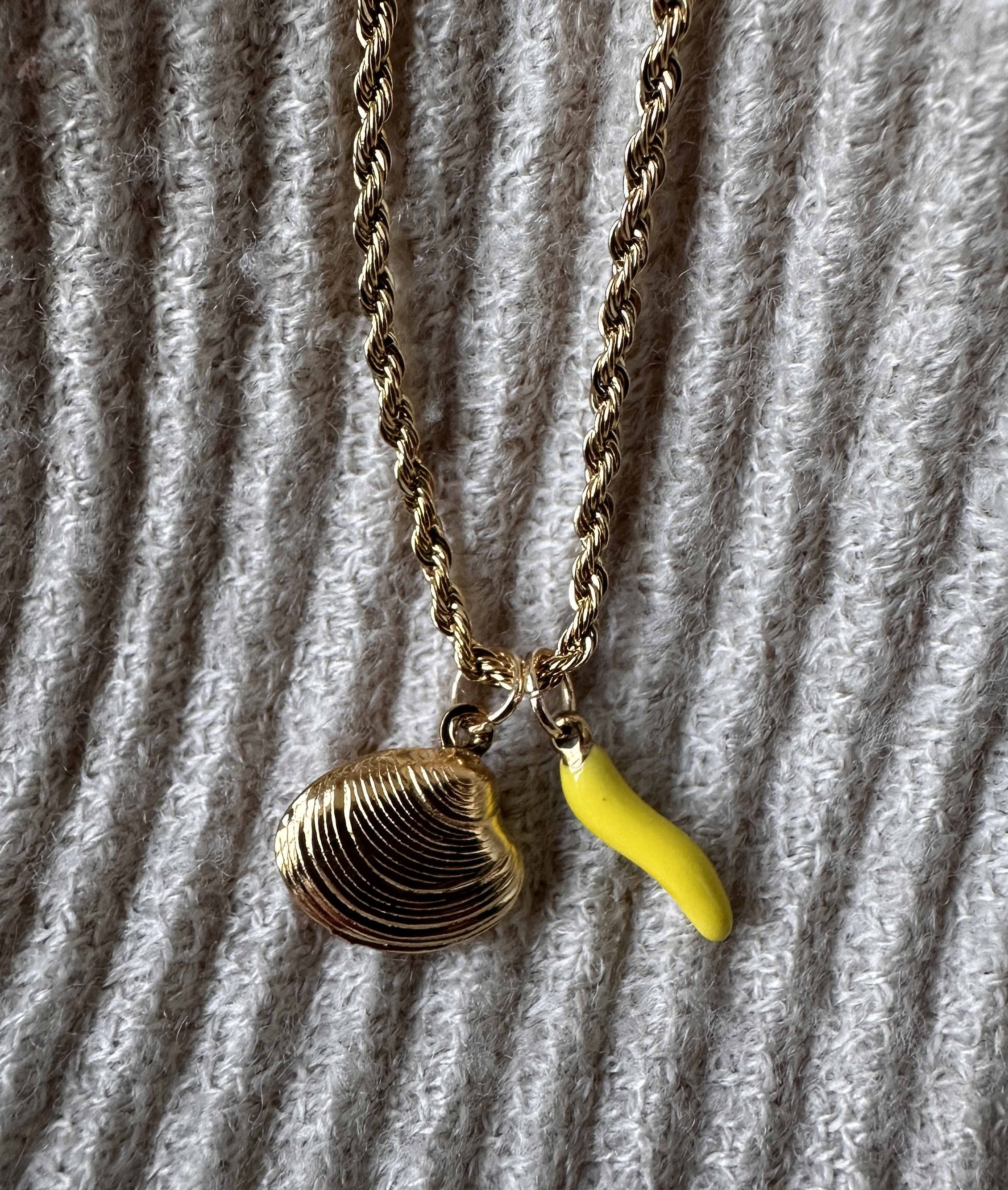collier SPICY SHELL