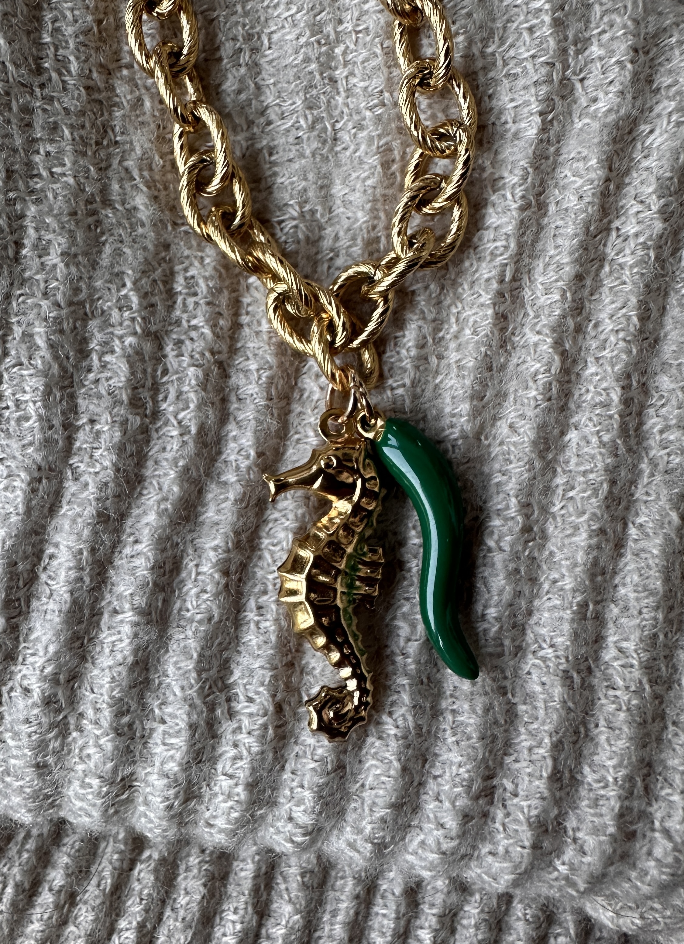 collier HOT SEAHORSE