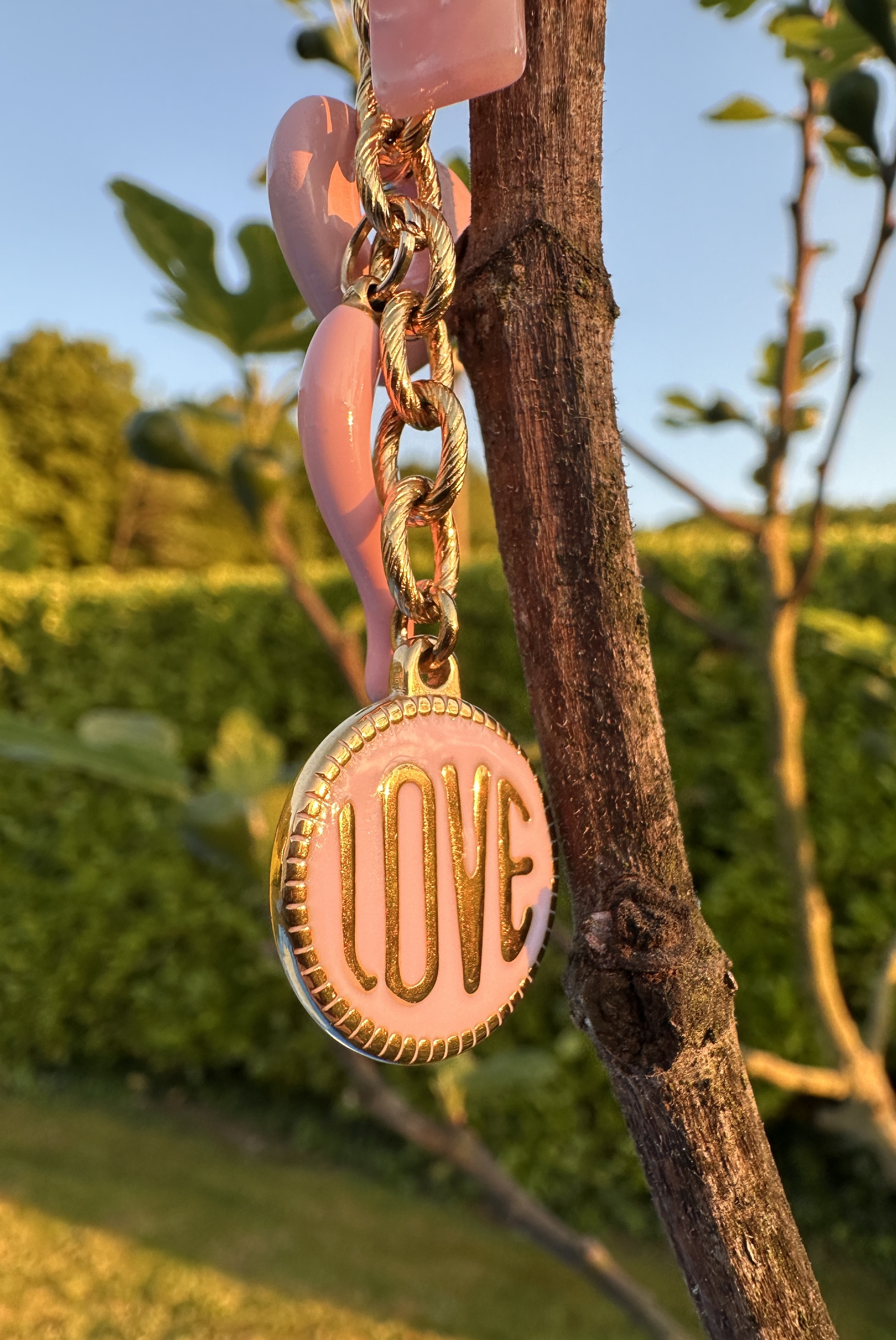 porte-clés LOVE rose