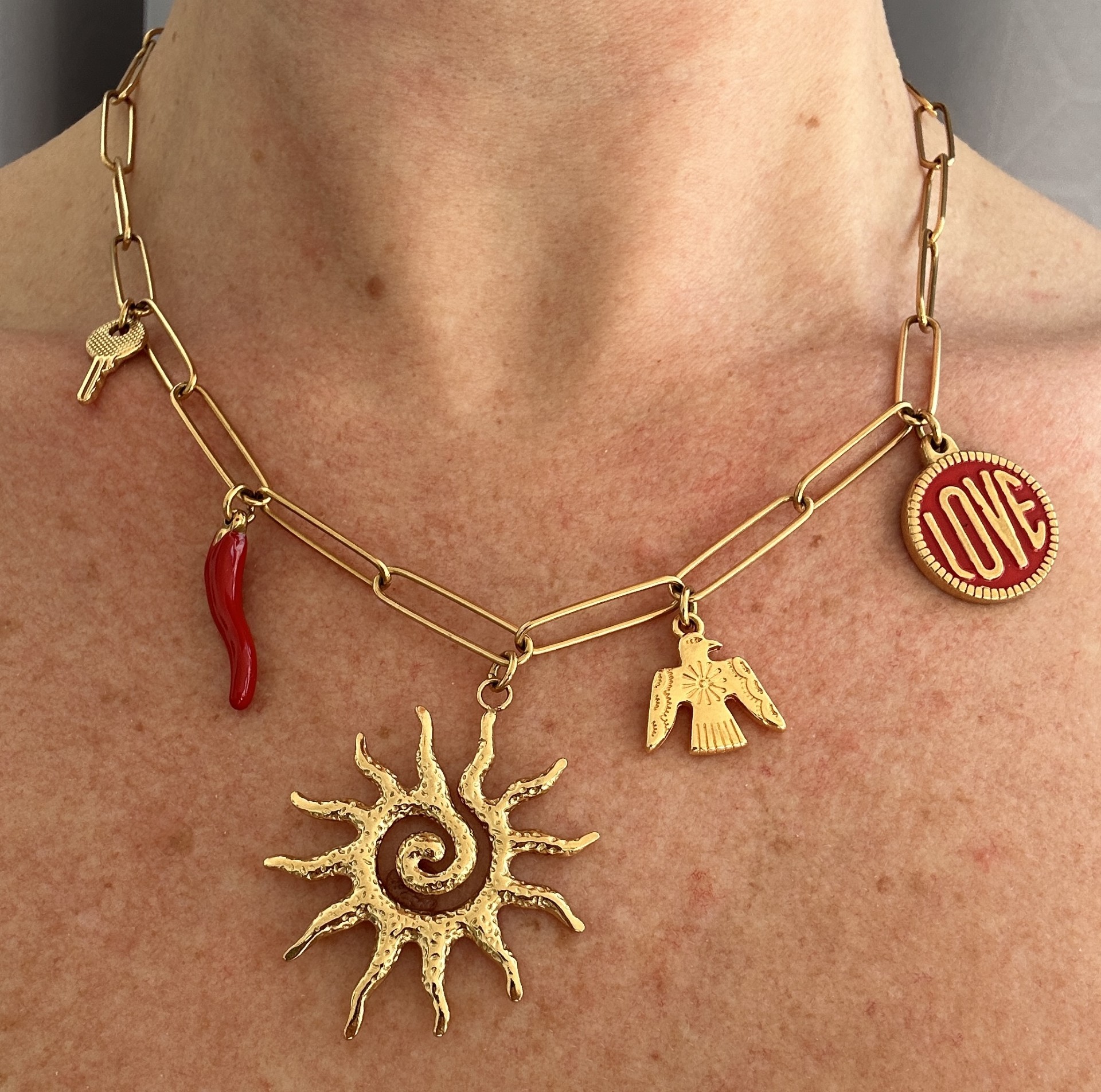 collier SUN