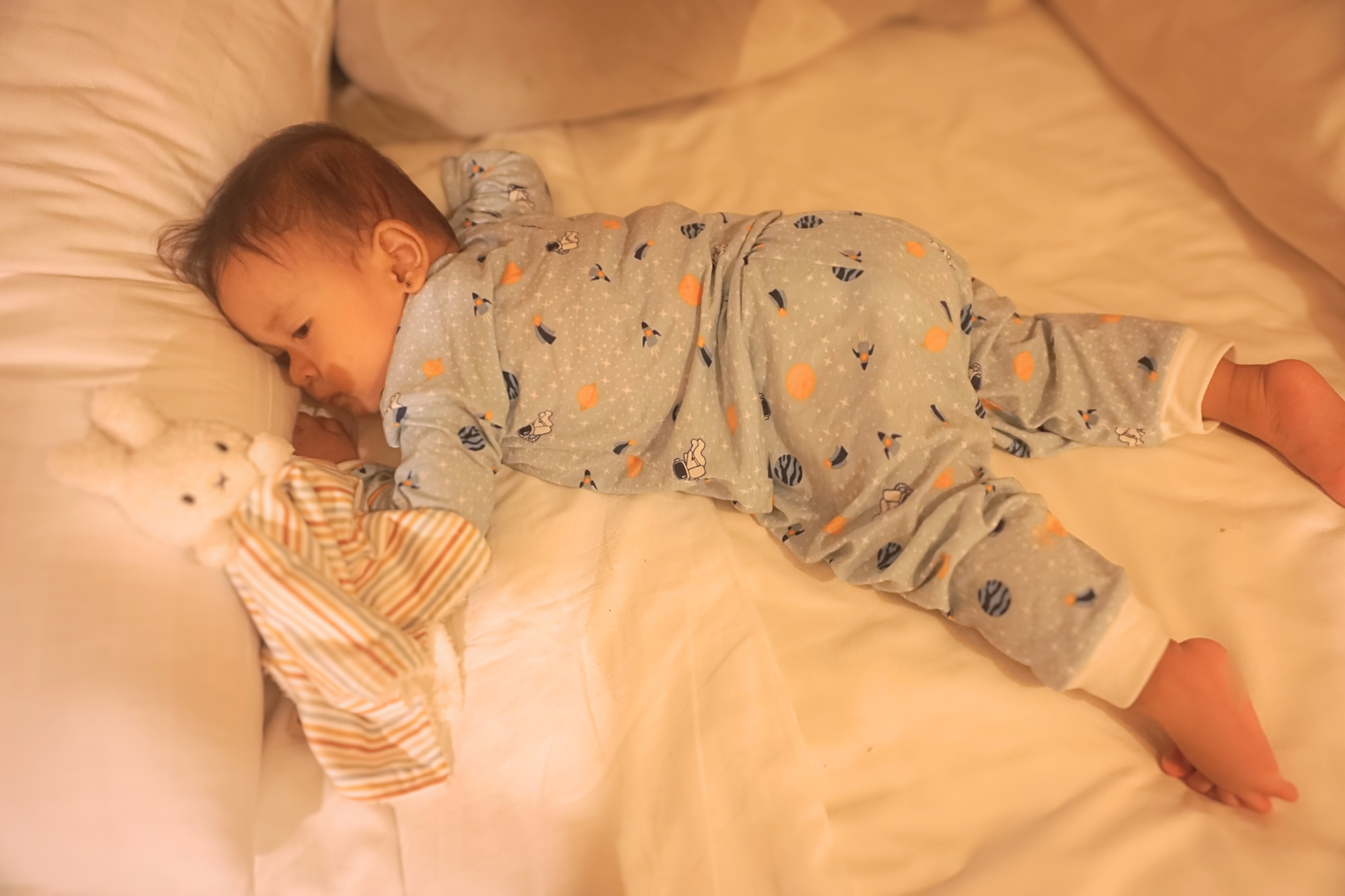 PIG A BOO | SLEEP WEAR Shoulder Button—Cotton Outer Space