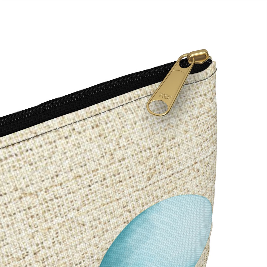 Baby Giraffe with Blue Balloon - Natural