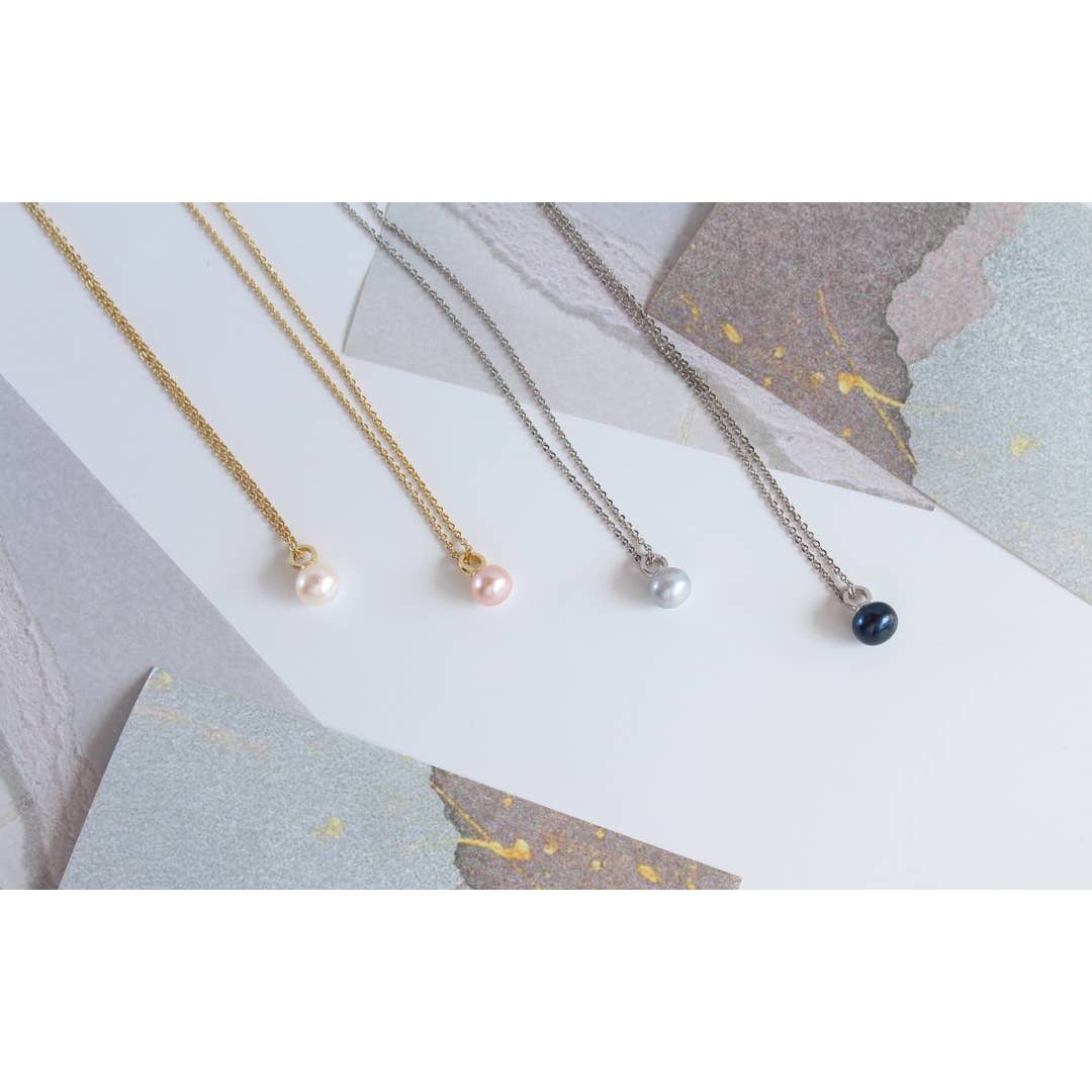 Everyday Single Pearl Pendant Necklace