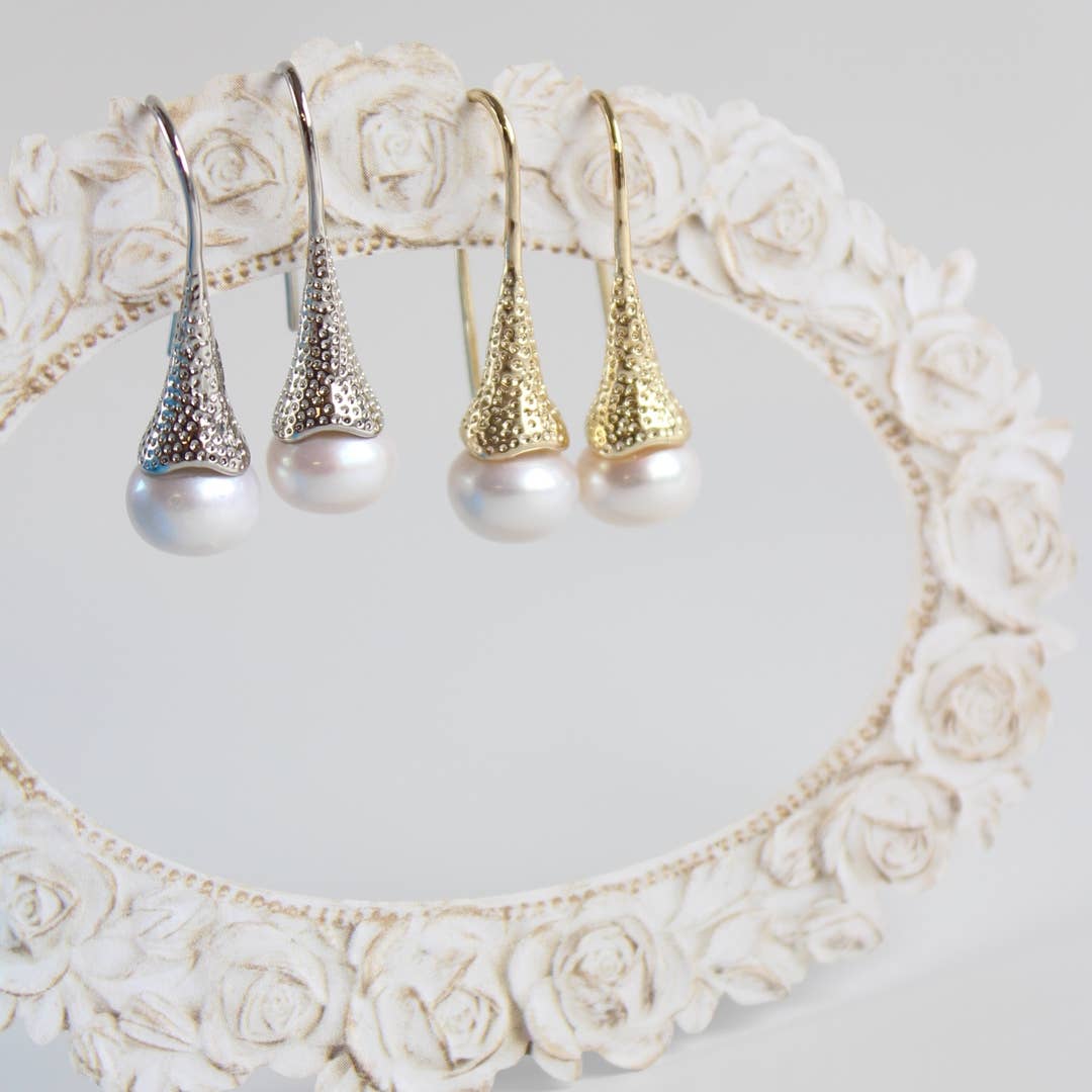 Handmade Freshwater Pearl Long Earrings – Gold-Plated Oval Dangle Earrings for Brides & Everyday Elegance