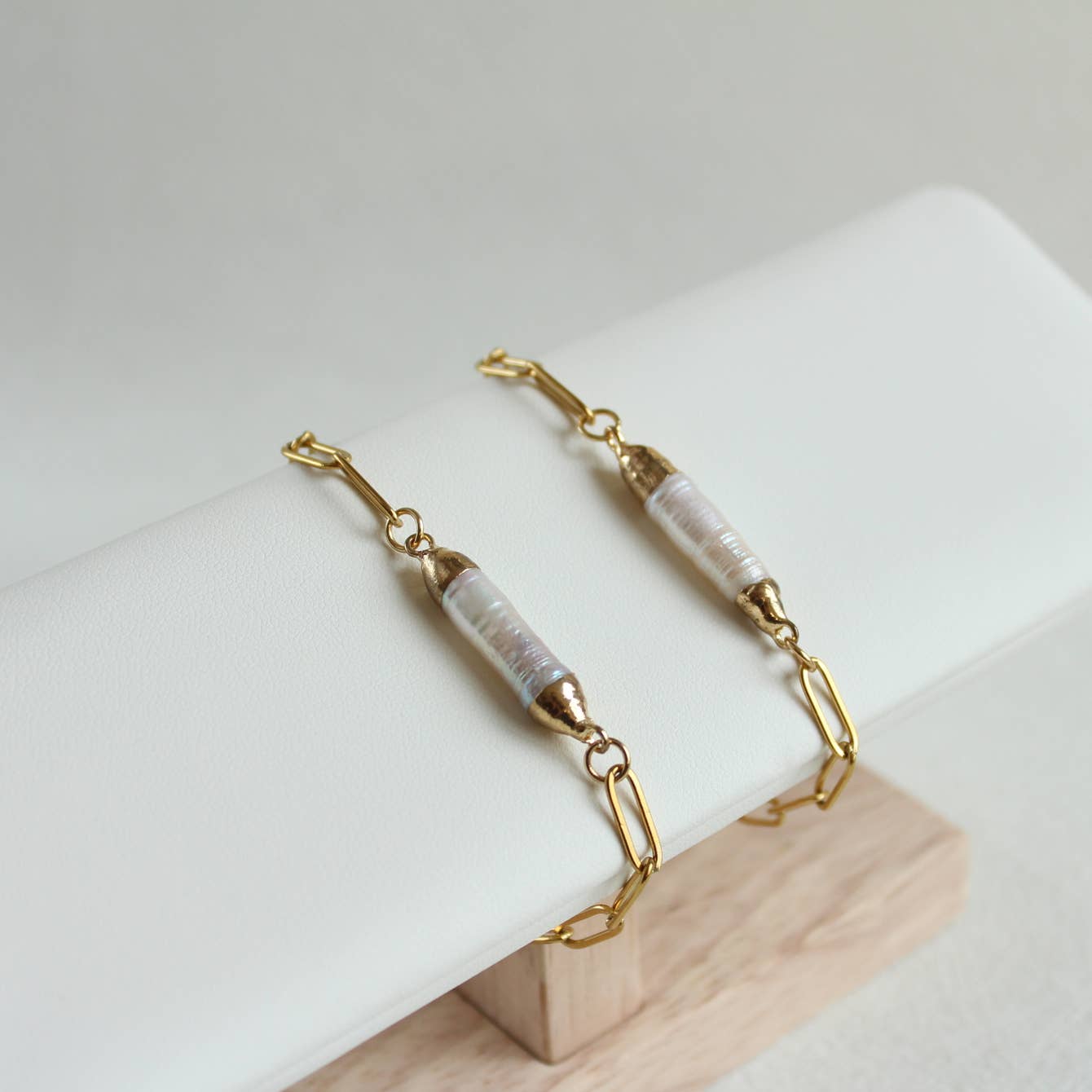 Handmade Baroque Pearl Bracelet – Gold-Plated Chunky Chain with Freshwater Pearl