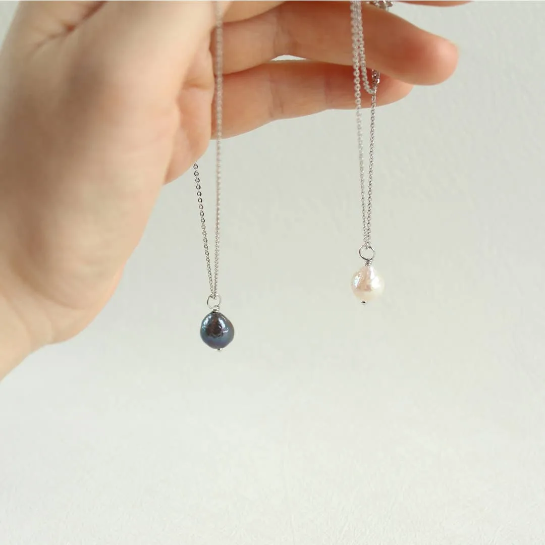 Freshwater Edison Baroque Pearl Necklace