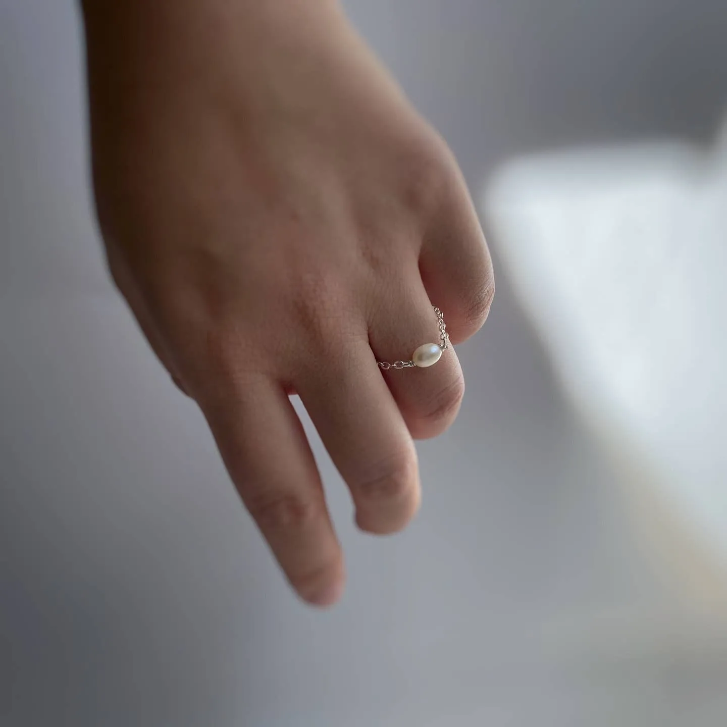 Minimalist Freshwater Pearl Chain Ring