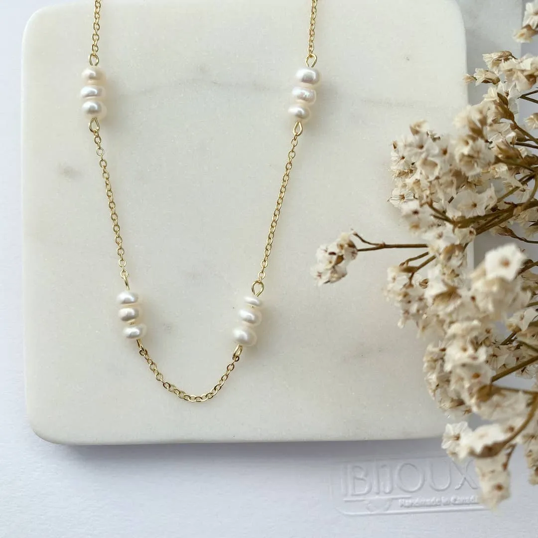 Floating Pearl Station Necklace